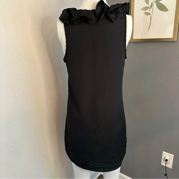 Pins and Needles Black Sleeveless Ruffle Neckline Mini Dress Size Large - Picture 4 of 9